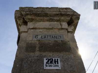 ...e Lattanzi, quest�ultimi gli originari proprietari della struttura
